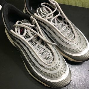 Nike air max’s 97